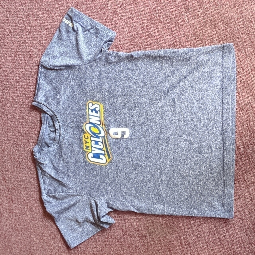 BAURER T-shirt boys  NYC cyclones 9